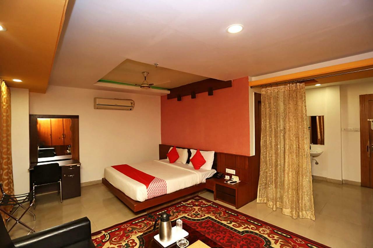 Oyo 38191 Dayal Residency Hotel Jajpur Exterior photo